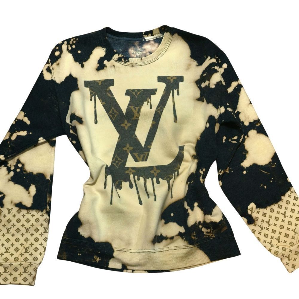 Handmade Women's Crewneck Sweatshirt
